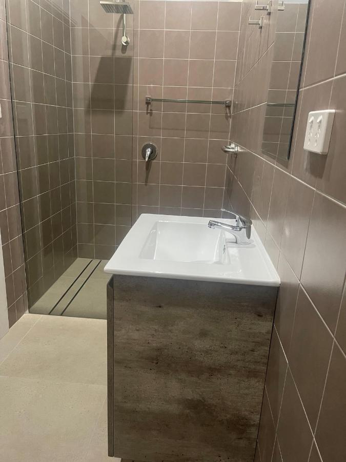Bellbird Hotel Сесснок Экстерьер фото
