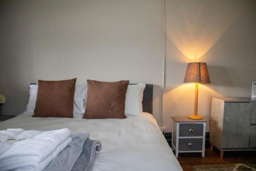 Bellbird Hotel Сесснок Экстерьер фото